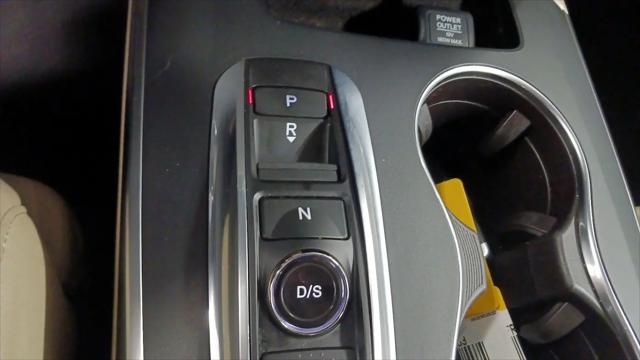 2017 Acura MDX w/Technology Package
