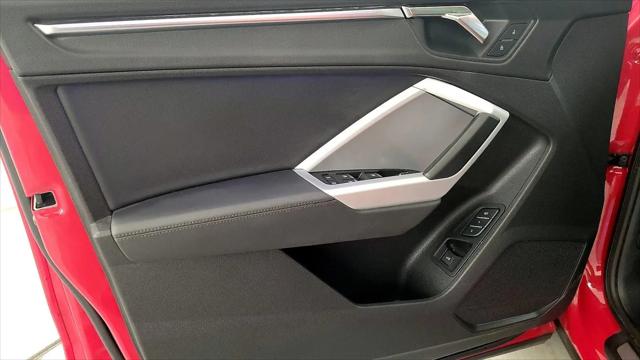 2022 Audi Q3 Premium Plus 45 TFSI S line quattro Tiptronic