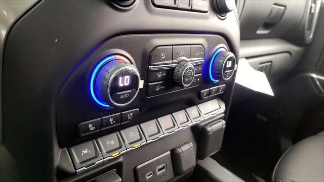 2022 Chevrolet Silverado 1500 4WD Crew Cab Short Bed LTZ