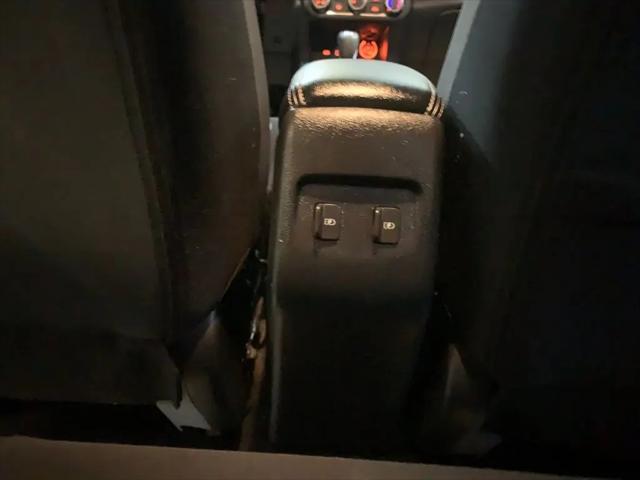 2024 Nissan Kicks SV Xtronic CVT
