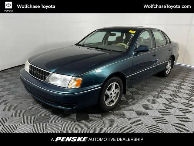 1999 Toyota Avalon XL for sale in Cordova, TN