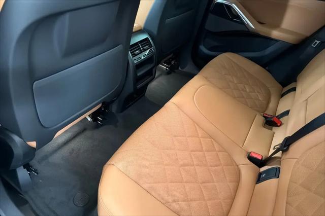 2027 BMW X6 xDrive40i