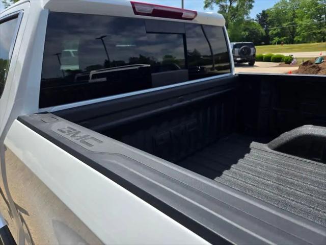2026 GMC Sierra 1500 Crew Cab, Short Bed, SLT, 4WD