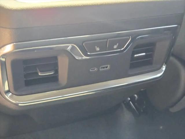 2026 GMC Sierra 1500 Crew Cab, Short Bed, SLT, 4WD