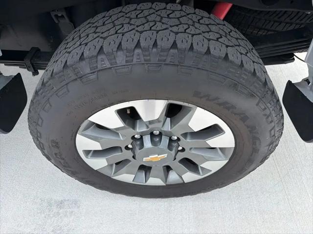 2024 Chevrolet Silverado 2500HD 4WD Crew Cab Standard Bed Custom