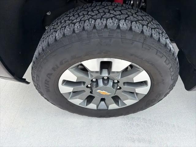 2024 Chevrolet Silverado 2500HD 4WD Crew Cab Standard Bed Custom