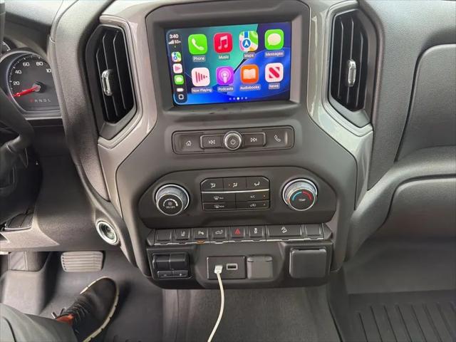 2024 Chevrolet Silverado 2500HD 4WD Crew Cab Standard Bed Custom