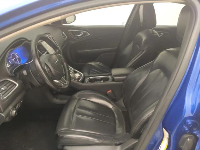 2017 Chrysler 200 Limited Platinum