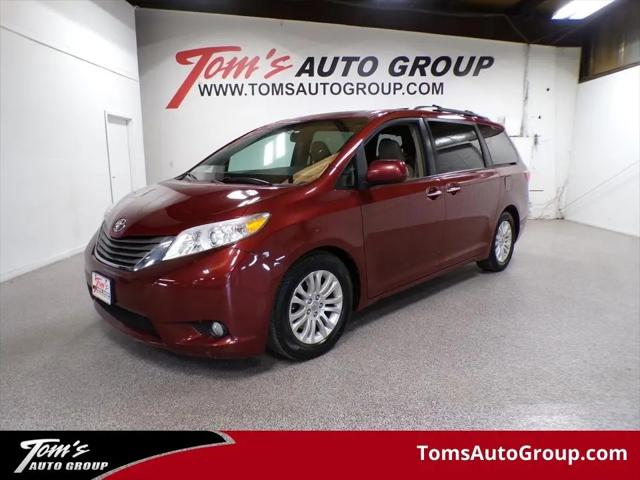 2015 Toyota Sienna XLE 8 Passenger for sale in Des Moines, IA