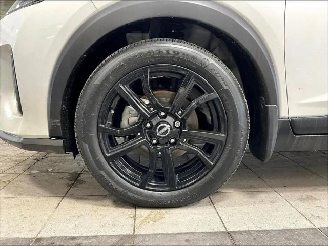 2023 Nissan Kicks SR Xtronic CVT