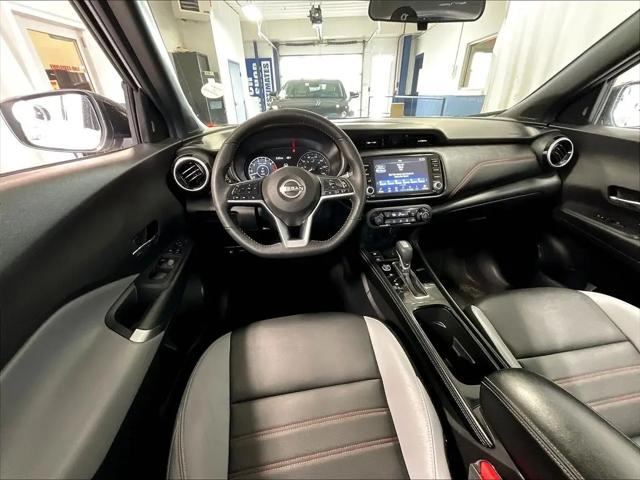 2023 Nissan Kicks SR Xtronic CVT