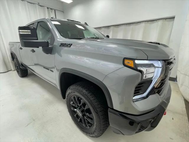 2026 Chevrolet Silverado 2500HD Crew Cab, Standard Bed, LT, 4WD