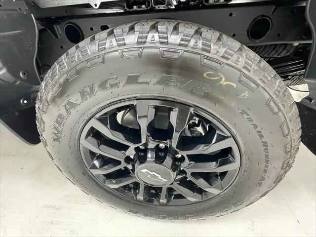 2026 Chevrolet Silverado 2500HD Crew Cab, Standard Bed, LT, 4WD