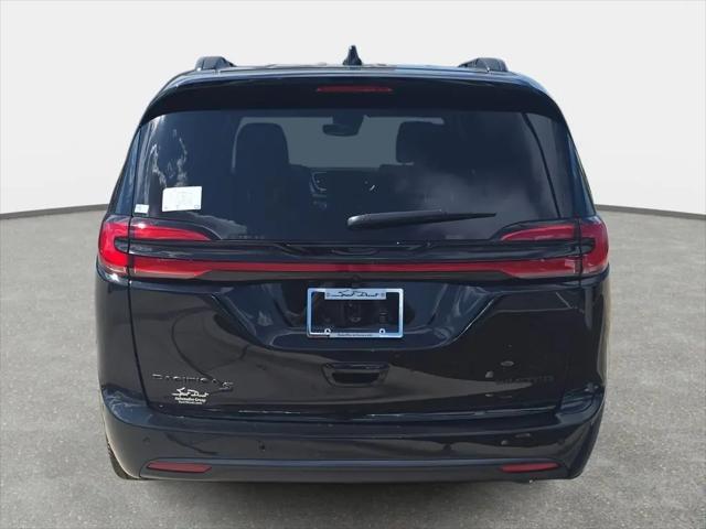 2027 Chrysler Pacifica Limited