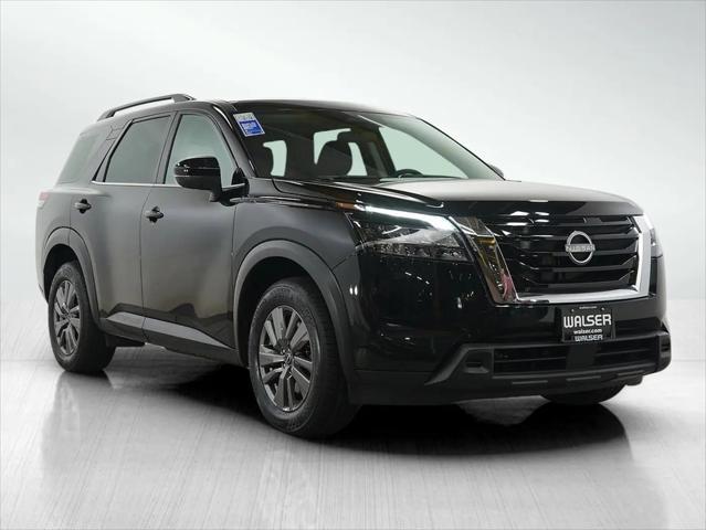 2025 Nissan Pathfinder SV 4WD