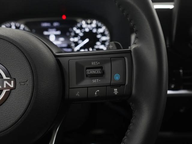 2025 Nissan Pathfinder SV 4WD