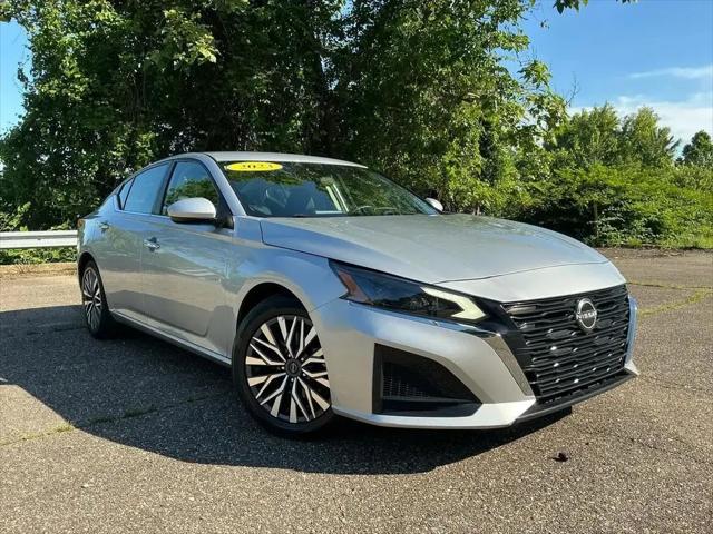 2023 Nissan Altima SV FWD for sale in Pomeroy, OH