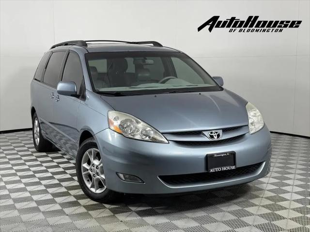 2006 Toyota Sienna XLE for sale in Bloomington, IL