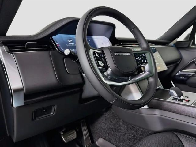 2026 Land Rover Range Rover P400 SE 7 Seat