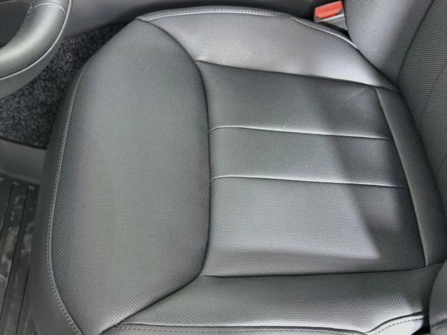 2026 Land Rover Range Rover P400 SE 7 Seat