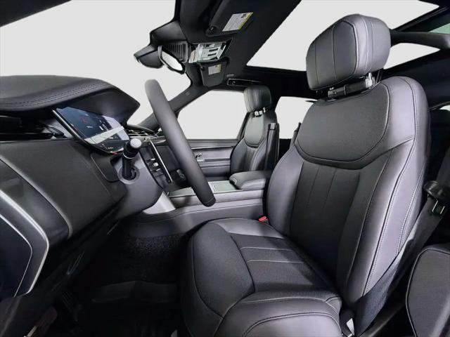2026 Land Rover Range Rover P400 SE 7 Seat