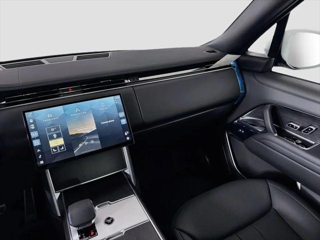 2026 Land Rover Range Rover P400 SE 7 Seat