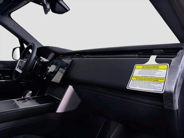 2026 Land Rover Range Rover P400 SE 7 Seat