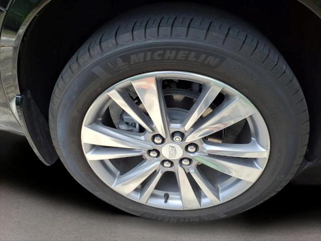 2023 Cadillac XT6 FWD Premium Luxury
