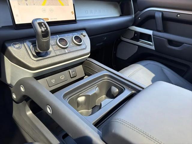 2024 Land Rover Defender 130 P300 S
