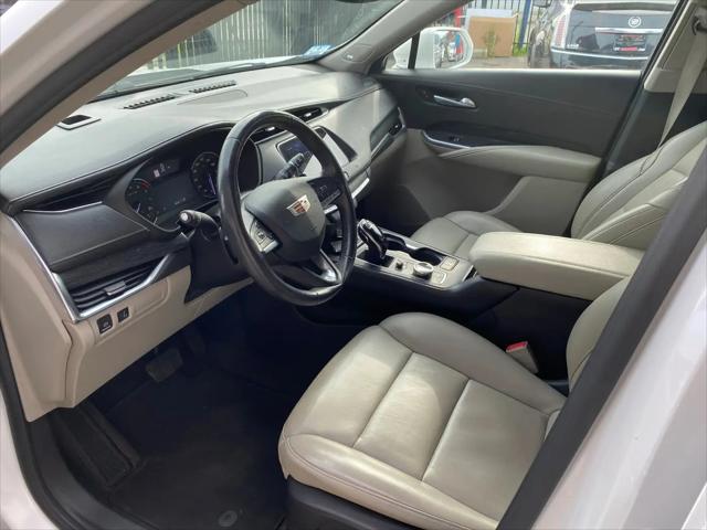 2020 Cadillac XT4 AWD Premium Luxury