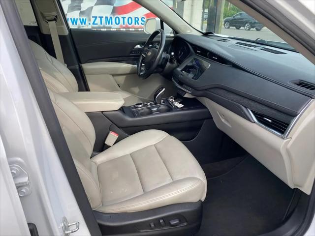2020 Cadillac XT4 AWD Premium Luxury