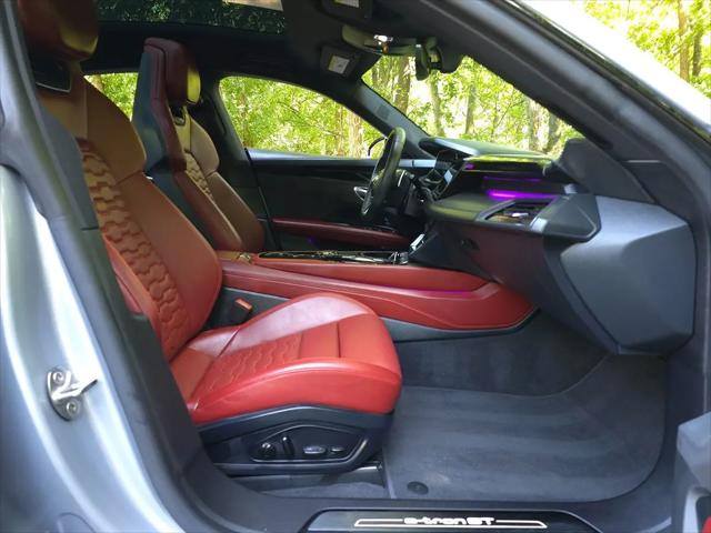 2022 Audi e-tron GT Prestige quattro