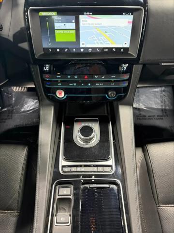 2019 Jaguar F-PACE 30t Prestige