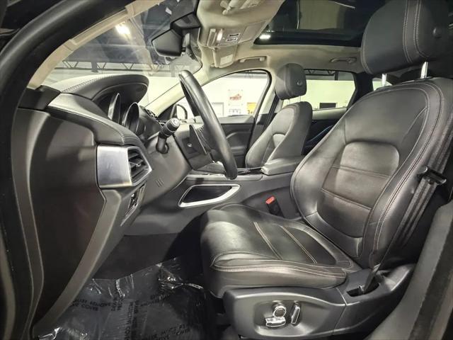 2019 Jaguar F-PACE 30t Prestige