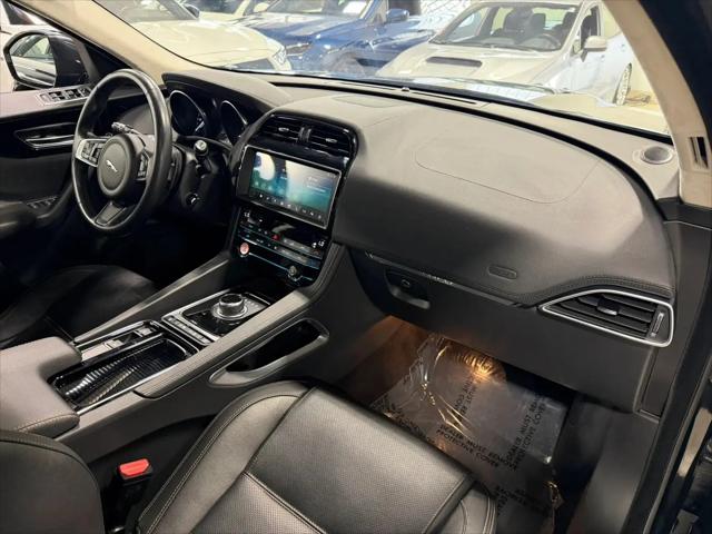 2019 Jaguar F-PACE 30t Prestige