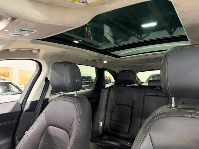 2019 Jaguar F-PACE 30t Prestige