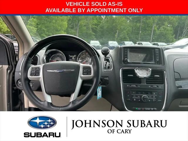 2015 Chrysler Town & Country Limited Platinum