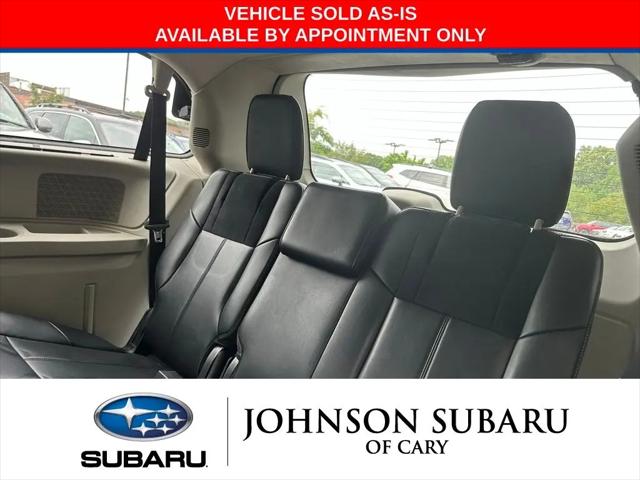2015 Chrysler Town & Country Limited Platinum