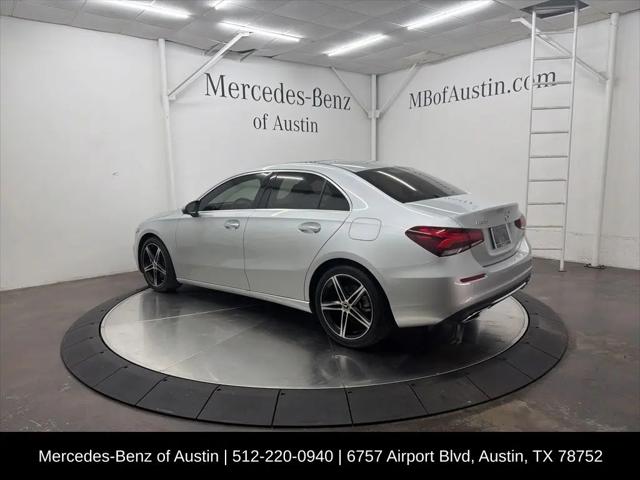 2022 Mercedes-Benz A 220 A 220