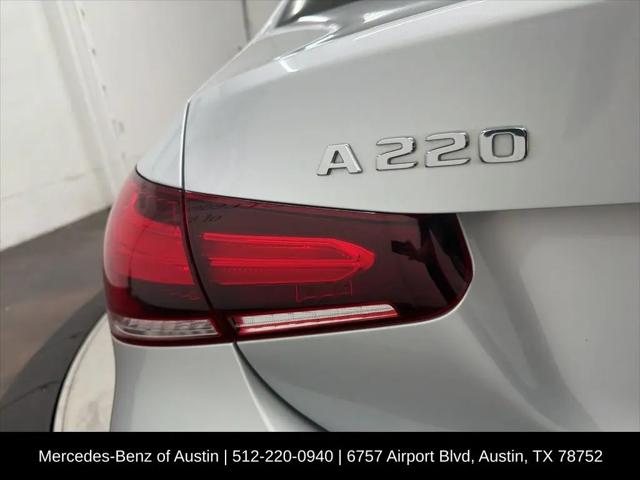 2022 Mercedes-Benz A 220 A 220
