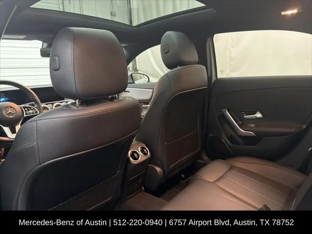 2022 Mercedes-Benz A 220 A 220