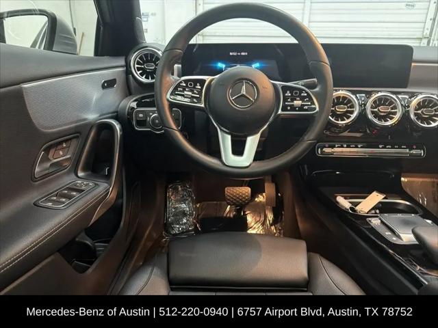 2022 Mercedes-Benz A 220 A 220