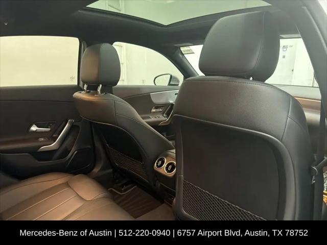 2022 Mercedes-Benz A 220 A 220