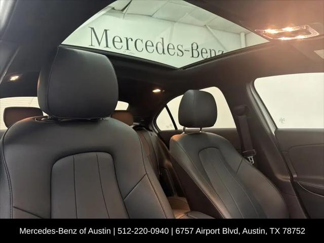 2022 Mercedes-Benz A 220 A 220