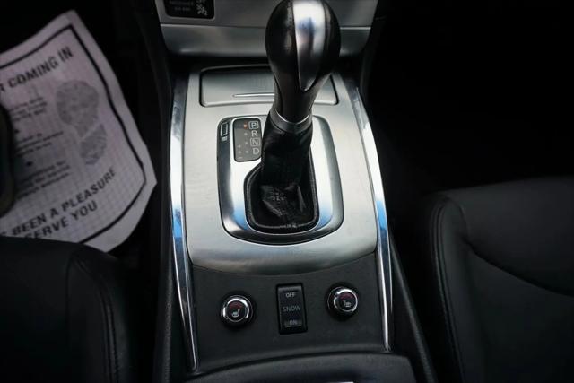 2014 INFINITI Q60 Standard
