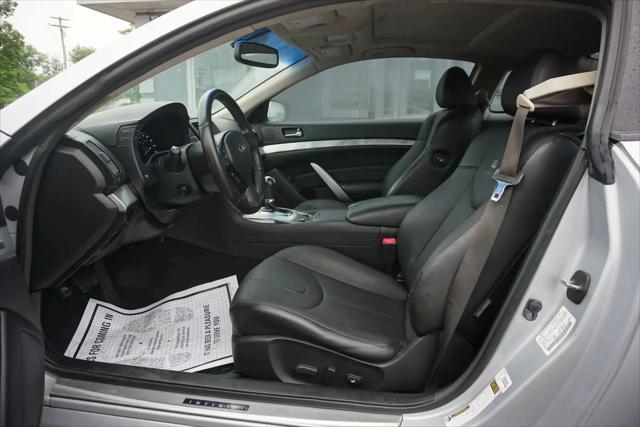 2014 INFINITI Q60 Standard