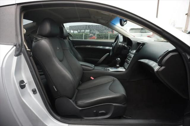 2014 INFINITI Q60 Standard
