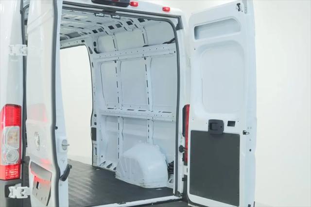 2024 Ram ProMaster 2500 Cargo Van Tradesman High Roof 159" WB w/Pass Seat