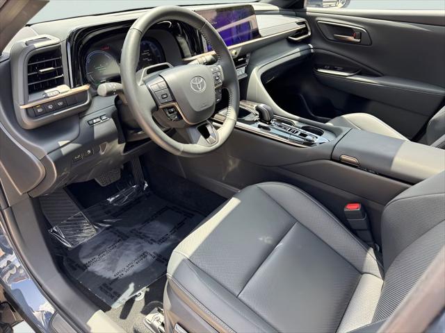 2025 Toyota Crown Signia Limited
