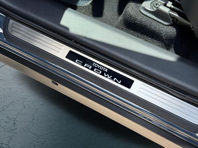 2025 Toyota Crown Signia Limited